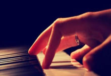 阿森纳门将贡献连串救球，关键时刻挽救球队